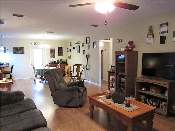 2nd image of 4824 Wren Dr