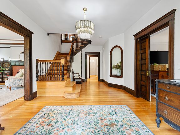 2nd image of 12 Windermere Ave