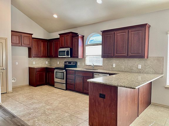 5th image of 5009 Audie Ct