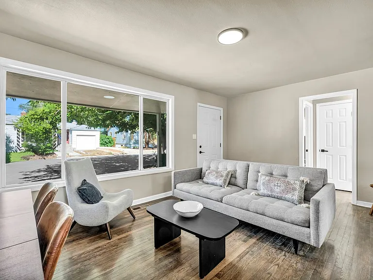 1678 Ordway Ave — Photo 14