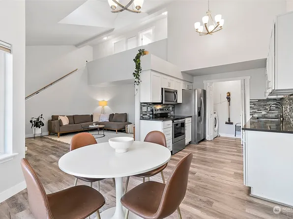 10415 SE 250th Place #A107, Kent, WA 98030