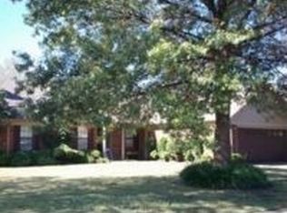 210 Windsor Dr, West Memphis, AR 72301