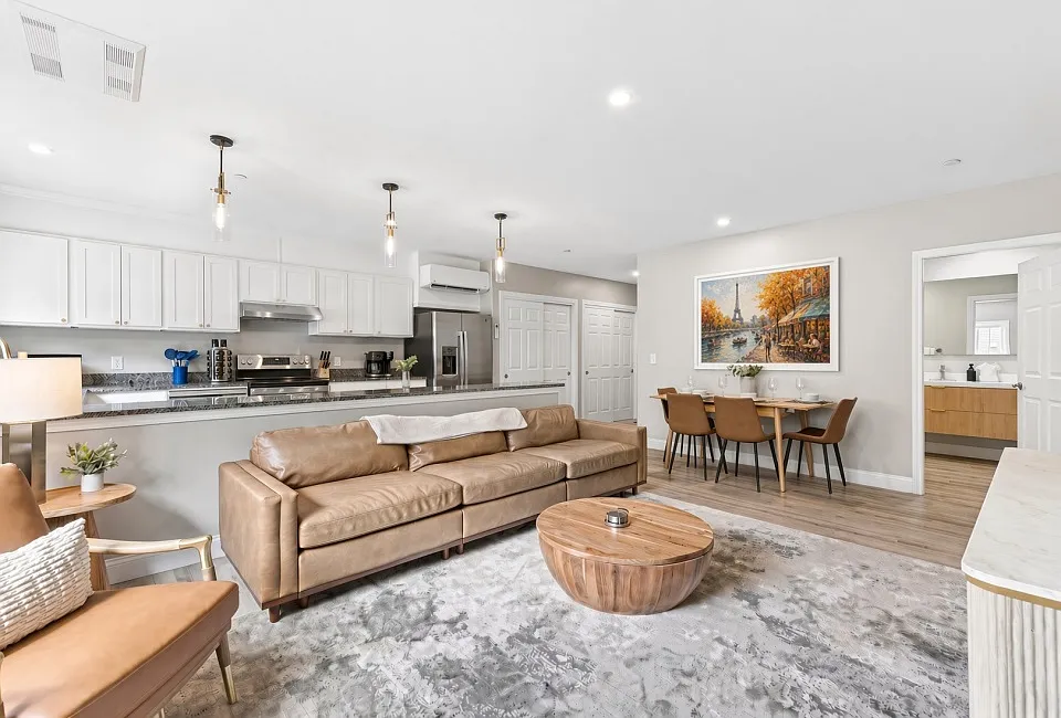 6 Jefferson Way