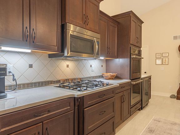 5th image of 1156 Coral Springs Dr