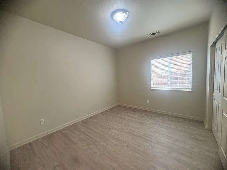 614 Mosburg Loop — Photo 18