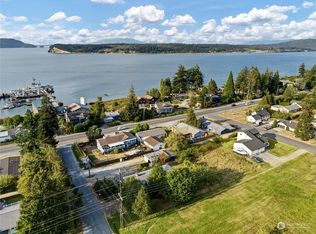 2918 W 2nd St, Anacortes, WA 98221