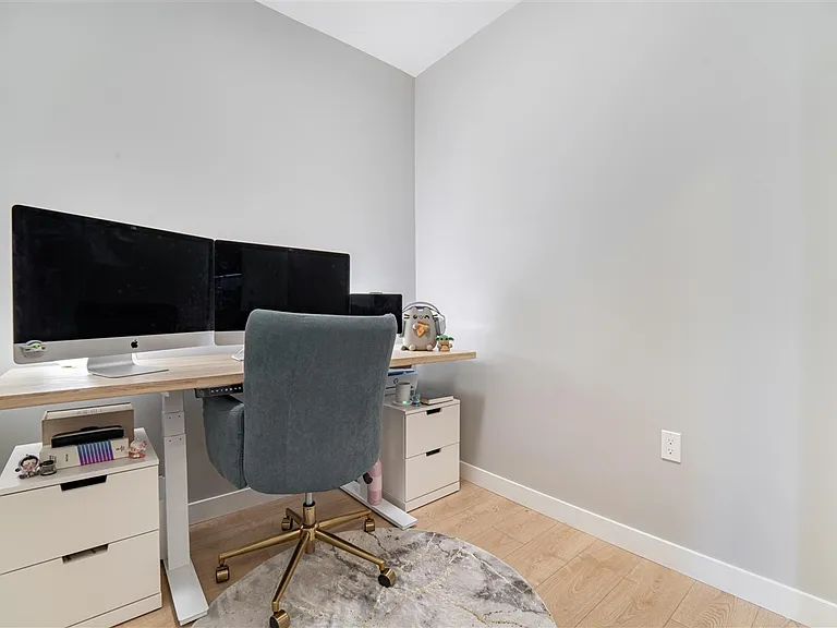 9333 Tomicki Ave #402 — Photo 13