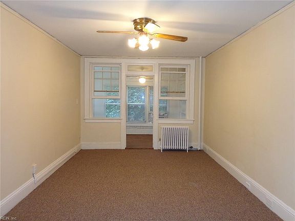 5th image of 824 Brandon Ave APT 3