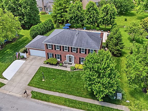4th image of 8404 Eastbay Dr