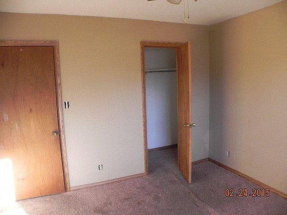 3rd image of 102 S Edgewood Dr
