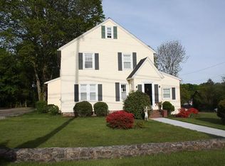 5444 Main St, Trumbull, CT 06611