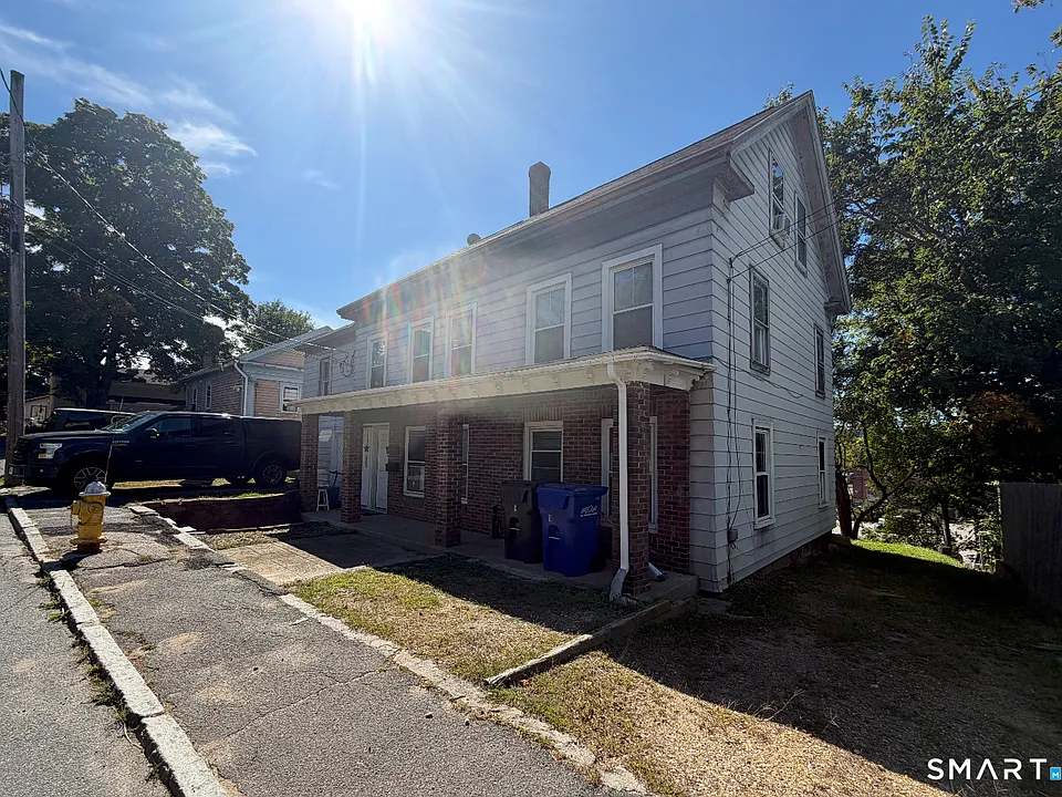 9 Maple St #1