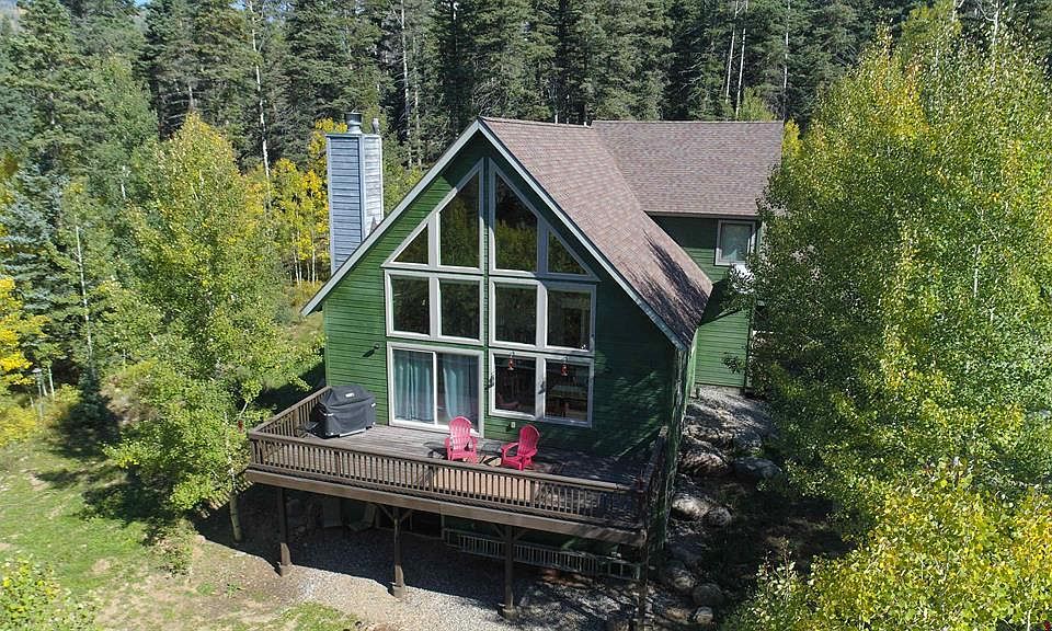 1st image of 261 Aspen Drive