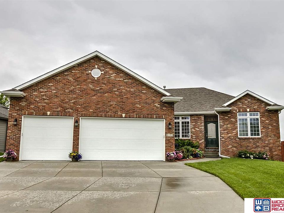 1st image of 9232 Rockland Cir