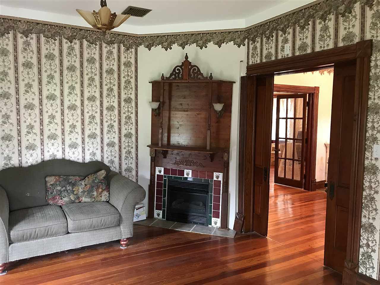 Under 150K Sunday c.1900 Queen Anne Victorian House For Sale Falls