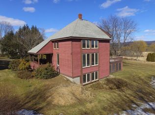 1460 S East St, Amherst, MA 01002
