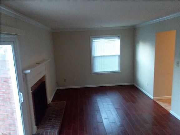 4th image of 4649 Truman Ln