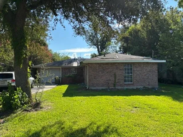 1310 Dean St, Sulphur, LA 70663