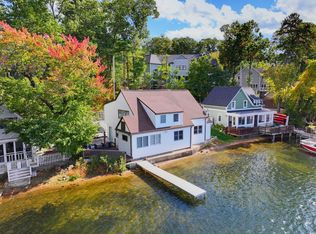 99 Lake St, Wrentham, MA 02093