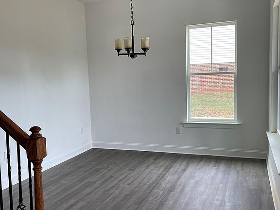 5th image of 118 Driftwood Dr