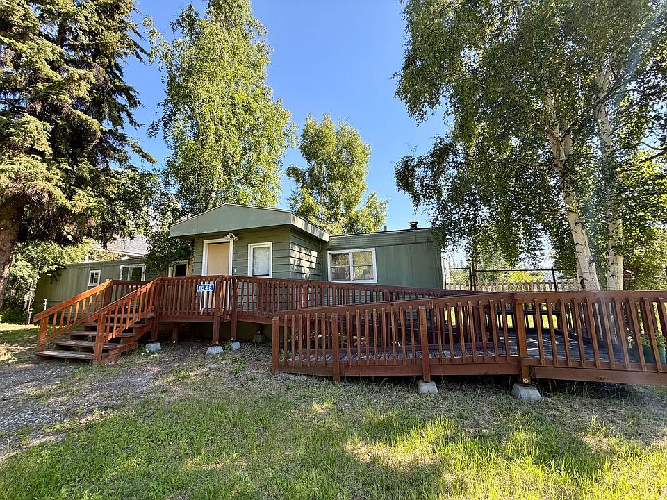 1st image of 1645 Old Pioneer Way