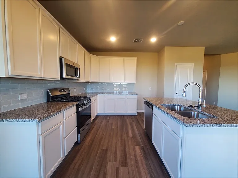 2056 Muscadine Trl — Photo 3
