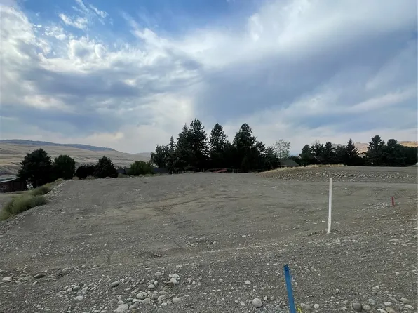 14 Parks Drive, Okanogan, WA 98840