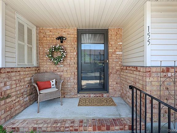 3rd image of 155 Laurel Lane