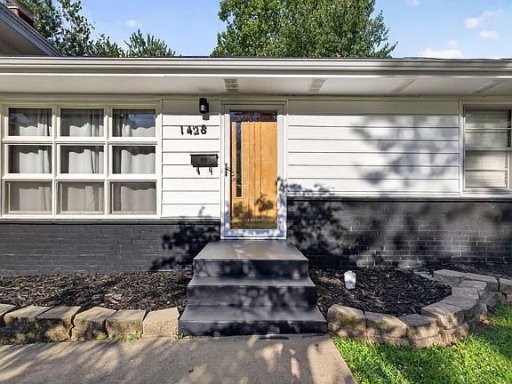3rd image of 1428 S Marlan Avenue