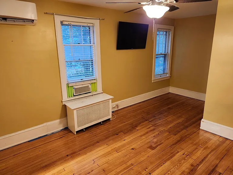 21 Port Republic Rd — Photo 12