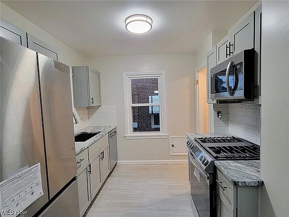 3rd image of 11919 Granger Rd