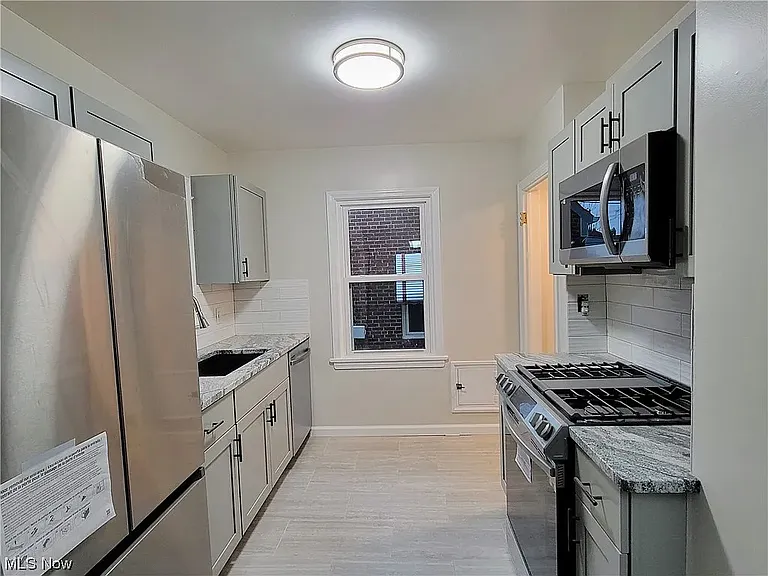 11919 Granger Rd — Photo 3