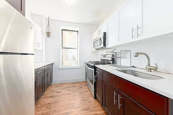 1st image of 667 Hancock St #1D