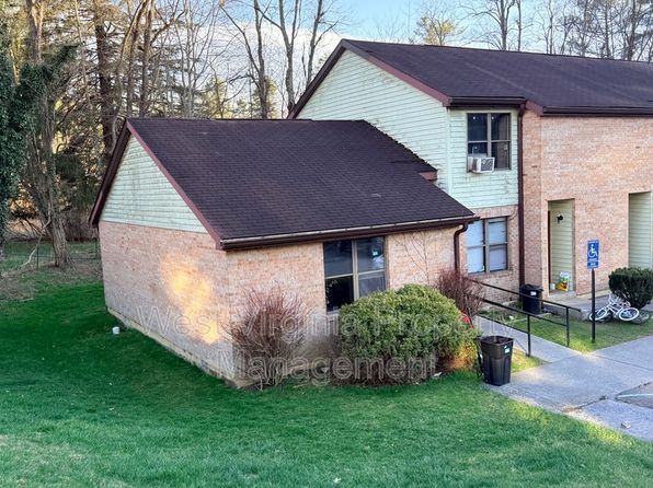 82 Beagle Club Rd APT 11