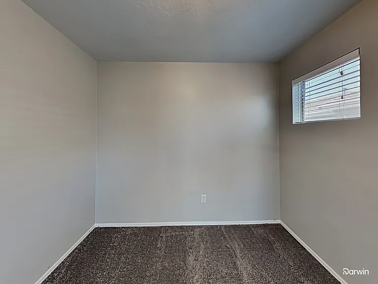 6070 N Florence Ave — Photo 16