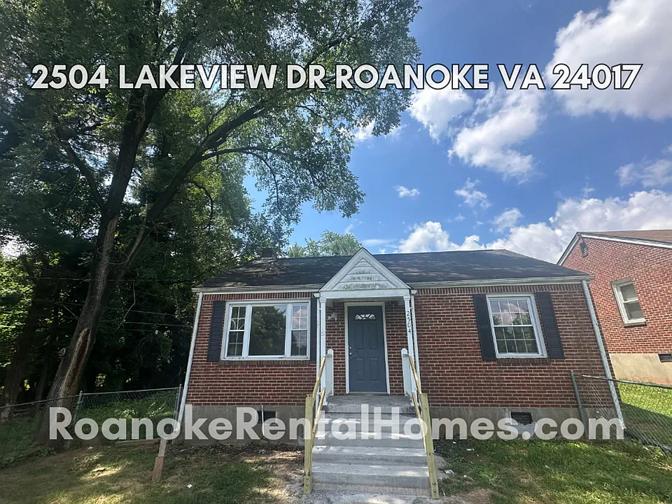 2504 Lakeview Dr NW
