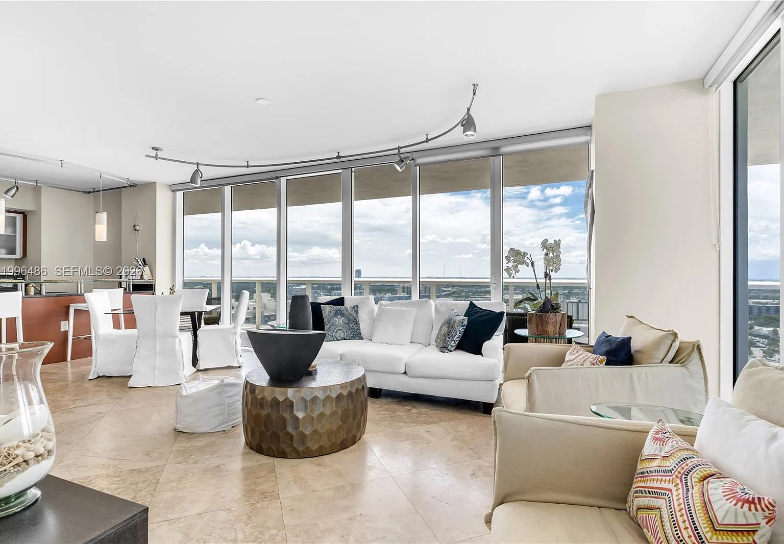 2 bed, 1458 sqft, $8,000 — Photo 1