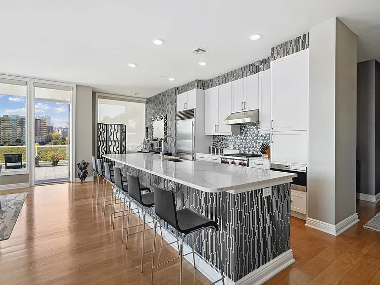 3 Somerset Ln #310 — Photo 6