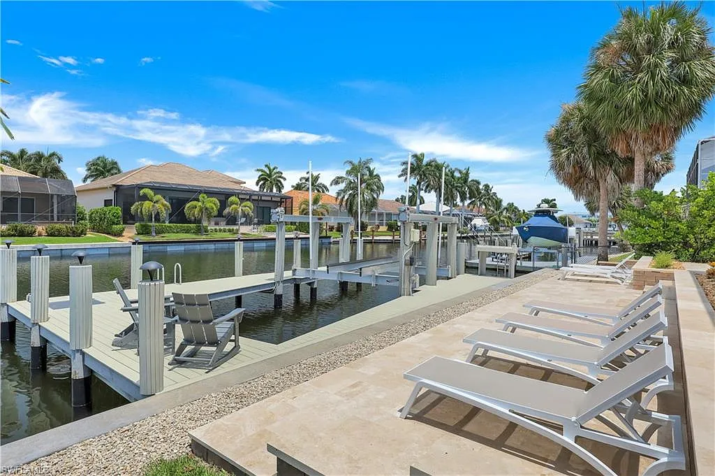 4 bed, 3.0 bath, 2046 sqft, $18,000 — Photo 3