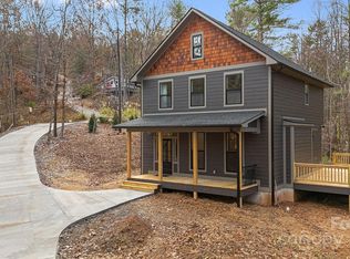 60 Deep Woods Rd, Weaverville, NC 28787