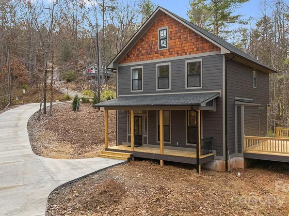 60 Deep Woods Rd, Weaverville, NC 28787