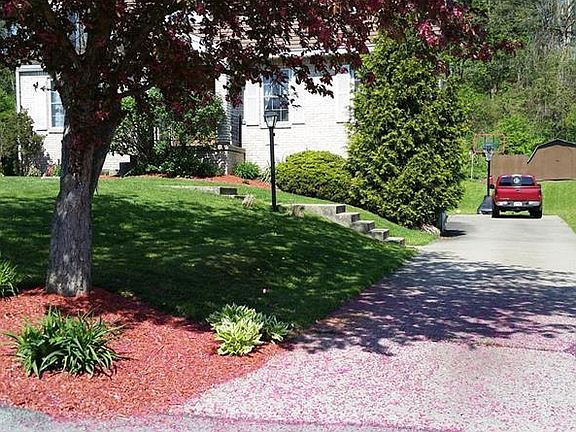2nd image of 62 E Glennis Dr