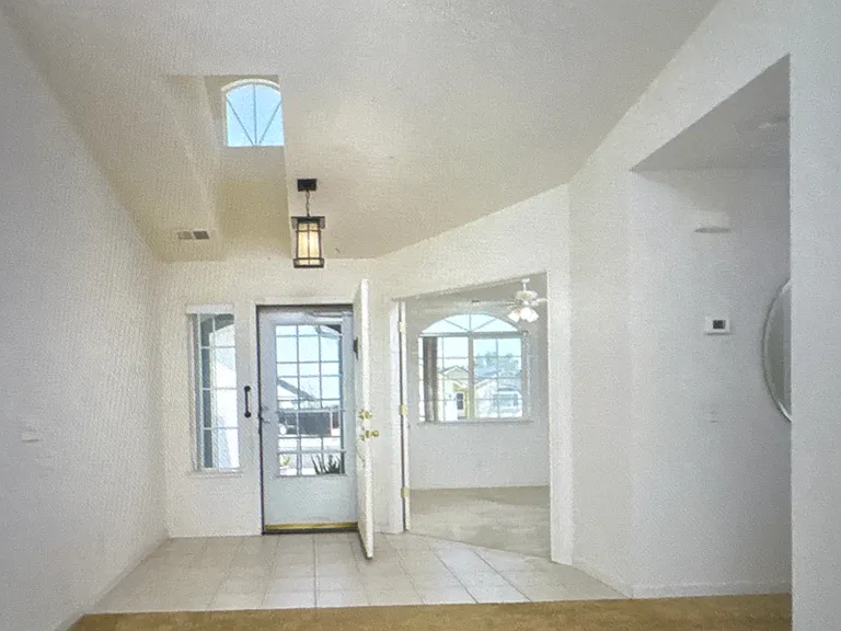 3552 Silverado Dr — Photo 12