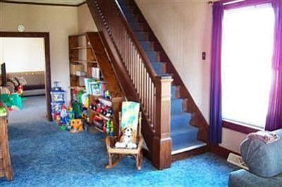 4th image of 121 Britton St