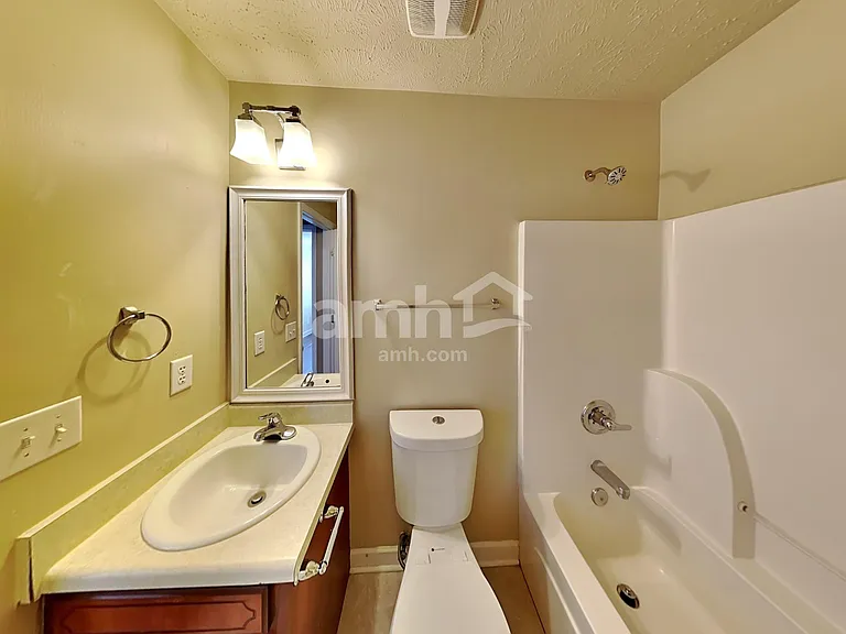 5031 Jillson Ct — Photo 15