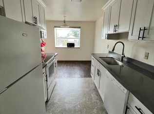 1008 NW 85th St APT 5, Seattle, WA 98117