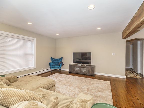 5th image of 1545 Monroe Ave #3