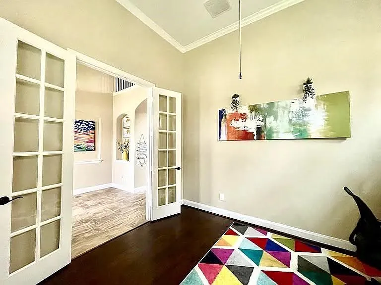 4 bed, 3.5 bath, 2870 sqft, $3,600 — Photo 4