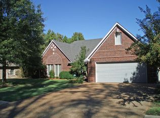 9342 Grove Rd, Cordova, TN 38016