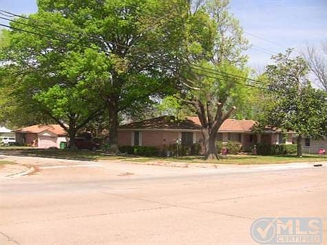 1st image of 1202 W University Dr